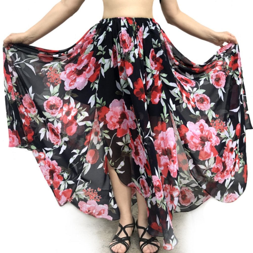 3/4-Circle Chiffon Skirt with flowers. 2 slits. Gypsy Ameynra Belly Dance design